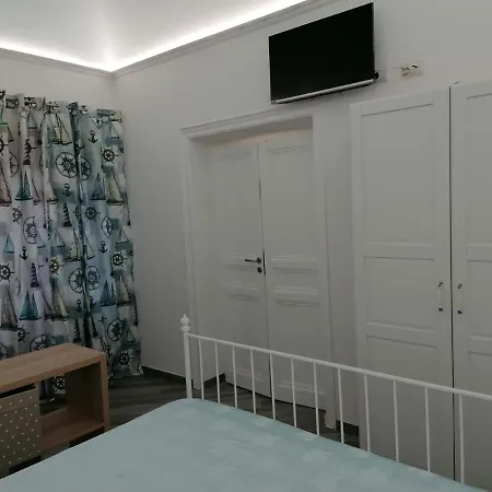 Vacanze Azzurra, Loredana E Trinacria Apartment *